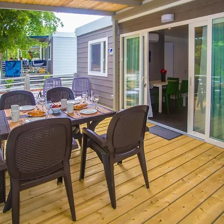 Campingplatz Cherry Premium Jade Mobile Homes Zelena Laguna Poreč