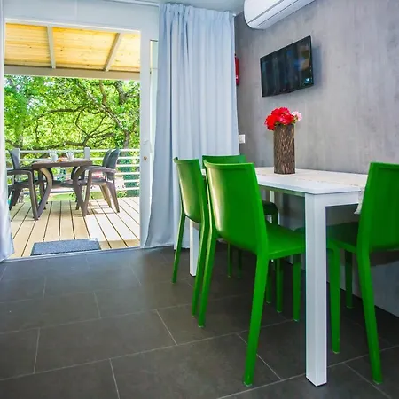 Cherry Premium Jade Mobile Homes Zelena Laguna